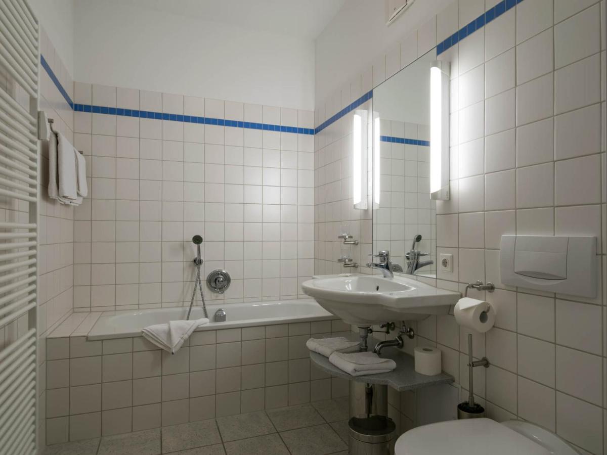 Kaiservillen Heringsdorf - Ferienwohnung Mit 1 Schlafzimmer Und Balkon Dr4 Εξωτερικό φωτογραφία